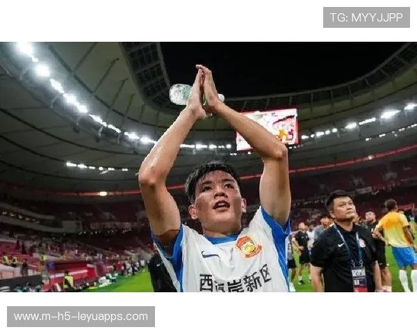 徐彬签约狼队，英超之星迅速崛起