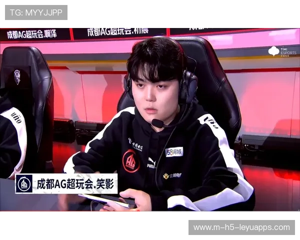 职业选手的比赛韧性：他是如何通过耐心运营等待对手犯错的
